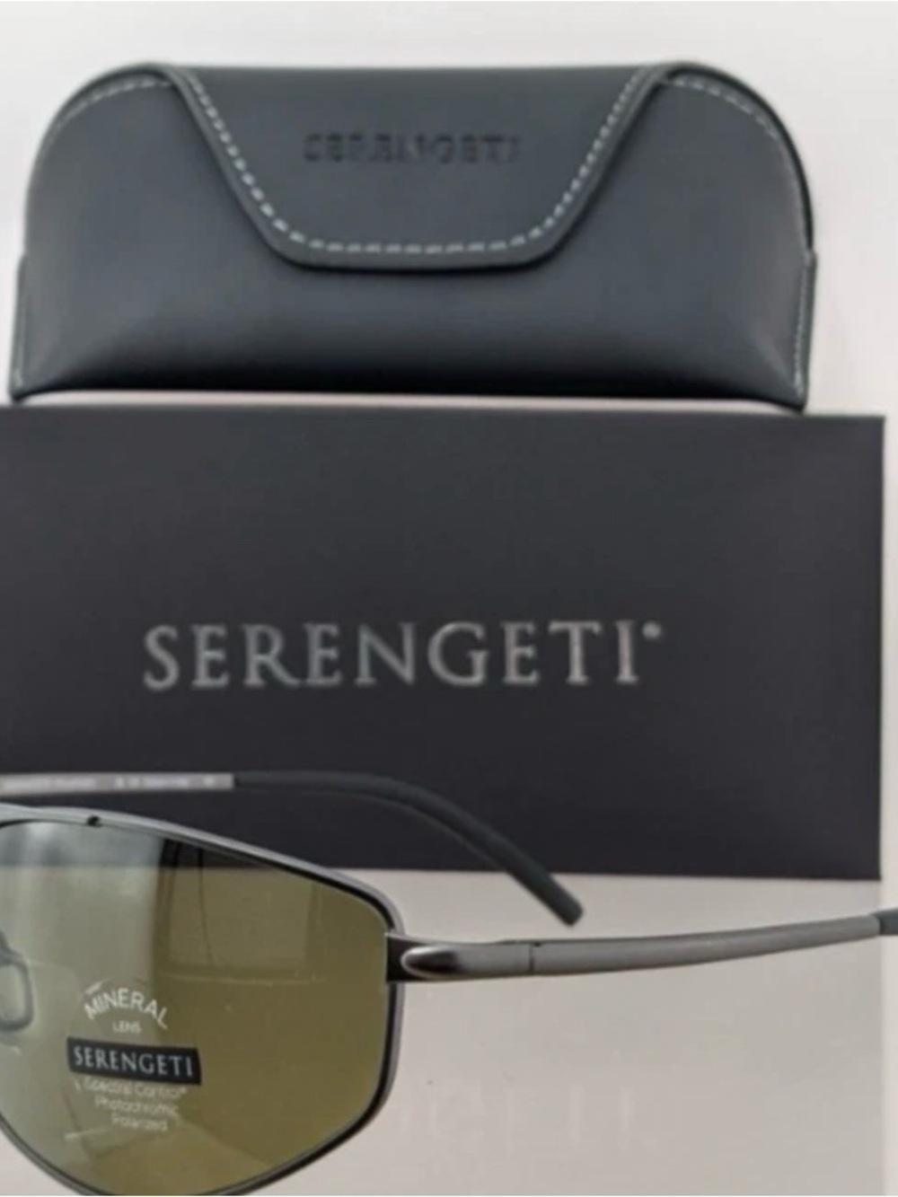 Serengeti Men's Sunglasses Case and Sunglasses - Gun Metal